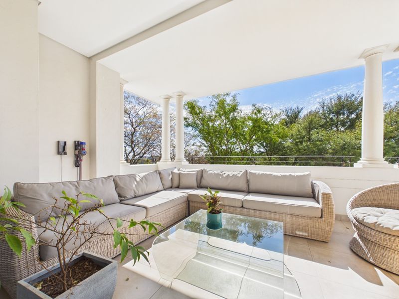 Bryanston Hotel-Style Penthouse Bliss - Photo 7