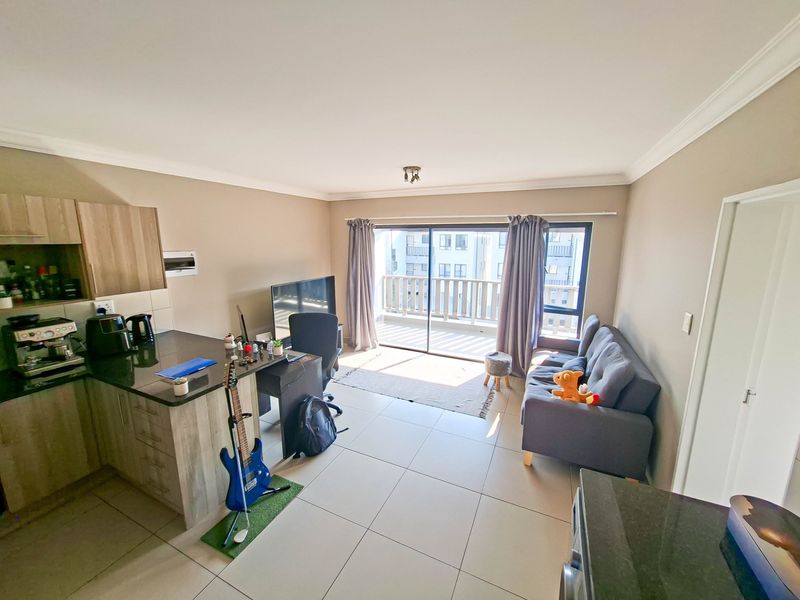 Apartment For Sale in Secure Village - Photo 3