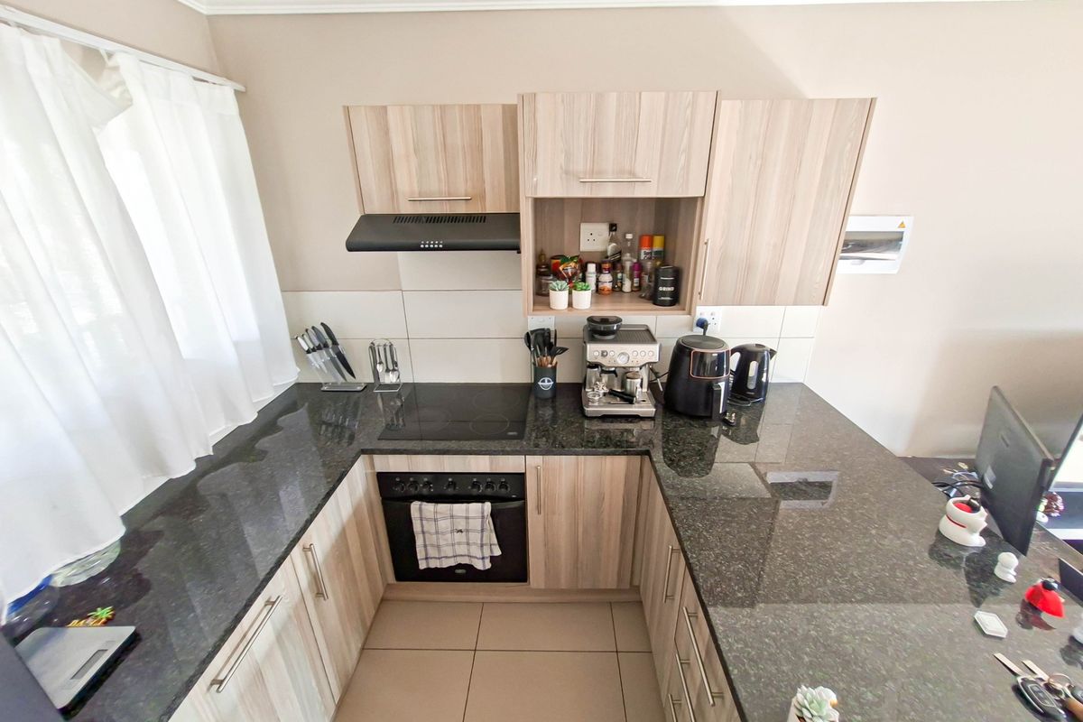 Apartment For Sale in Secure Village - Photo 5