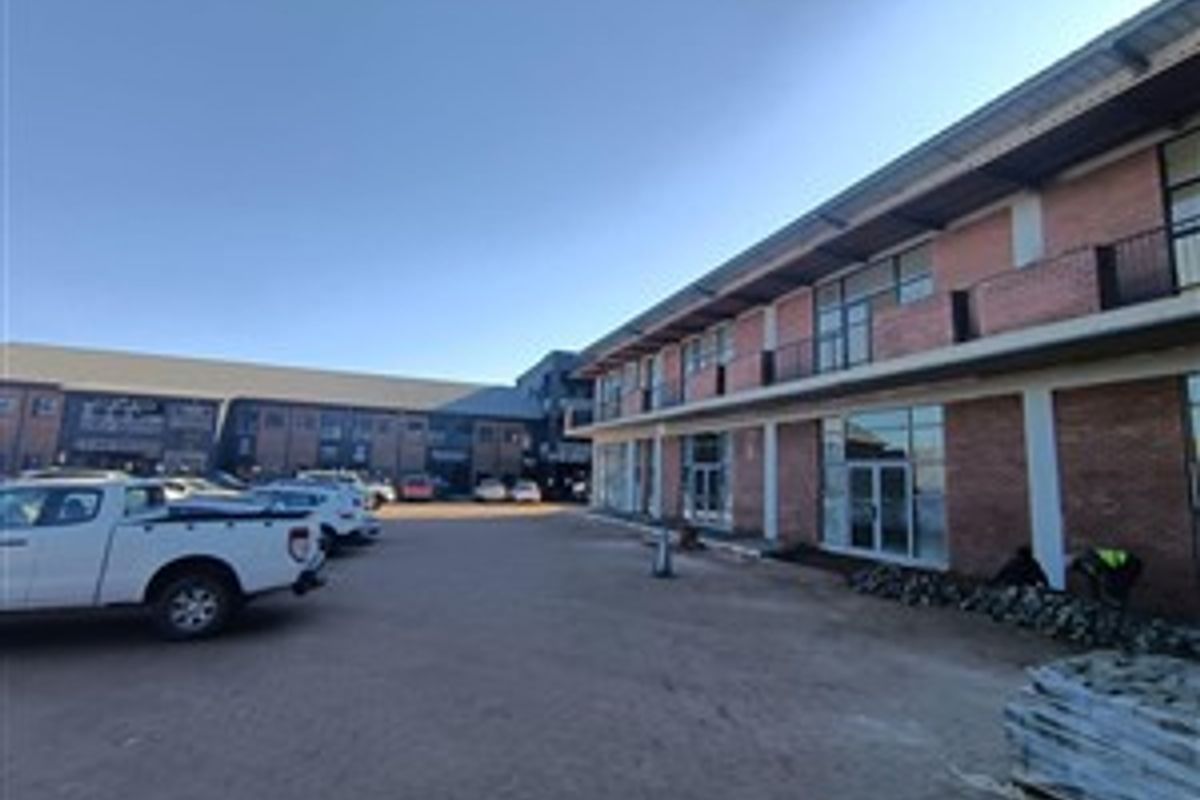 Commercial Property To Rent in Ballito Central, Ballito, KwaZulu Natal - Photo 2