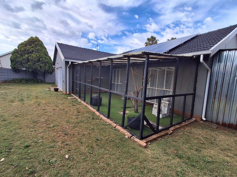 House For Sale in Bonaero Park, Kempton Park - Photo 6
