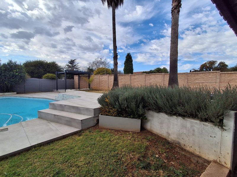 House For Sale in Bonaero Park, Kempton Park - Photo 4