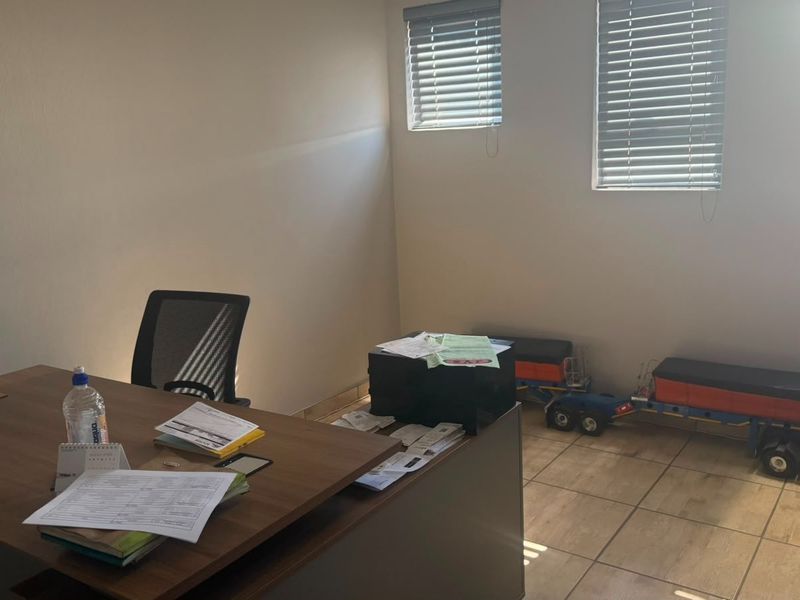 Industrial Property To Rent in SAE Business Park, Middelburg - Photo 10