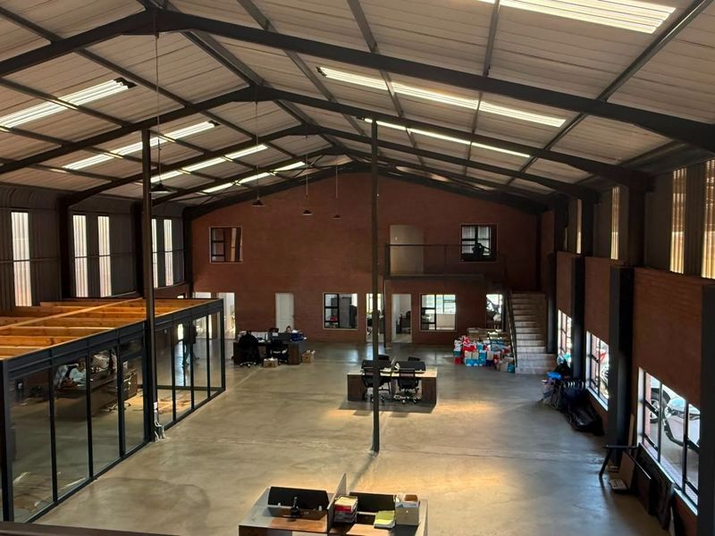 Industrial Property To Rent in SAE Business Park, Middelburg - Photo 5