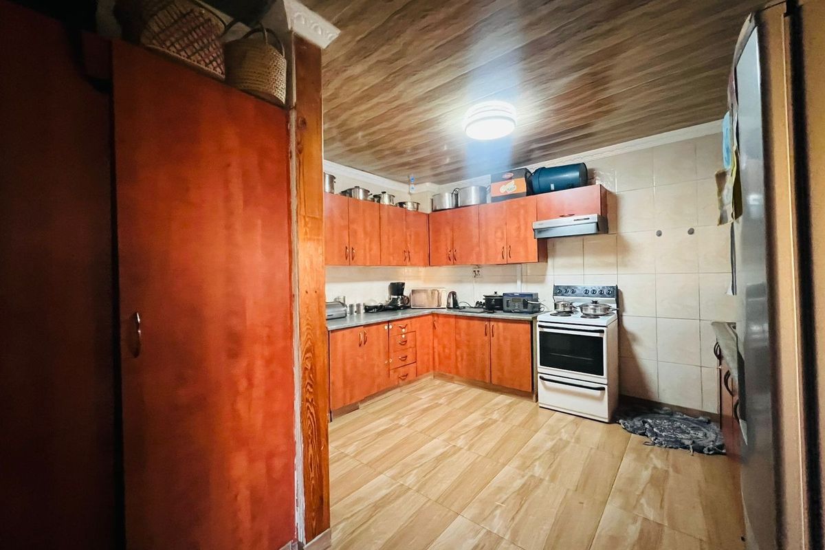 House For Sale in Vanderbijlpark CW 5, Vanderbijlpark CW, Vanderbijlpark - Photo 4