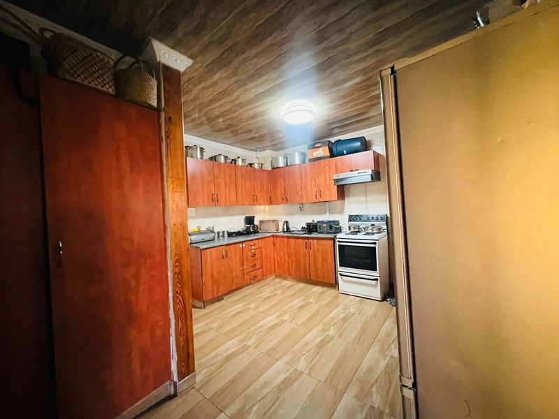 House For Sale in Vanderbijlpark CW 5, Vanderbijlpark CW, Vanderbijlpark - Photo 6
