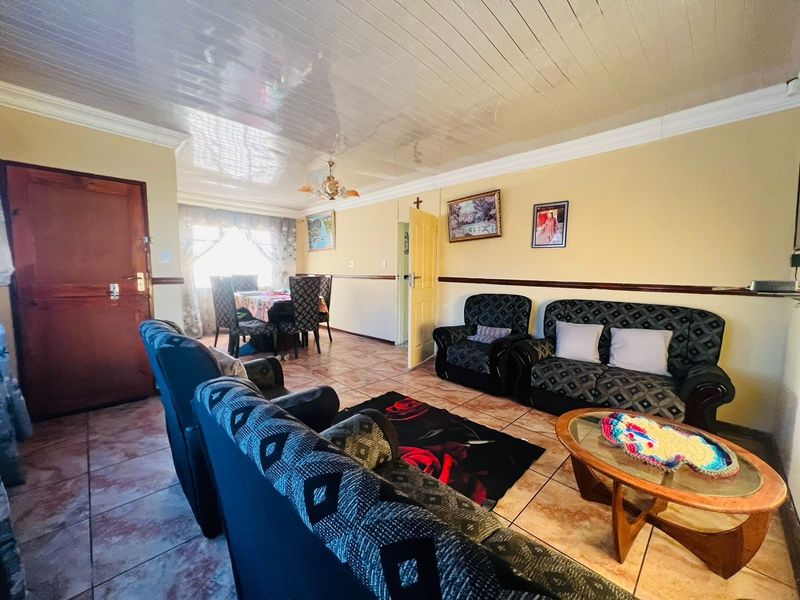 House For Sale in Vanderbijlpark CW 5, Vanderbijlpark CW, Vanderbijlpark - Photo 7