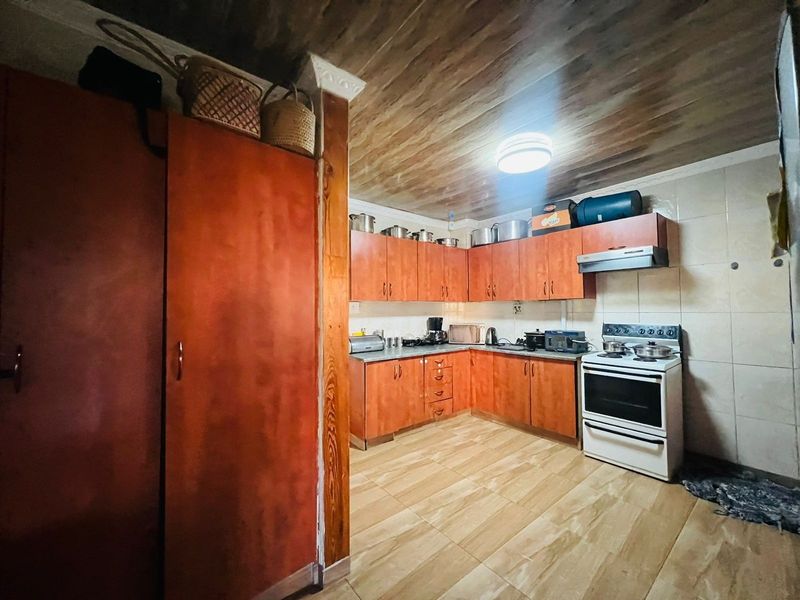 House For Sale in Vanderbijlpark CW 5, Vanderbijlpark CW, Vanderbijlpark - Photo 3