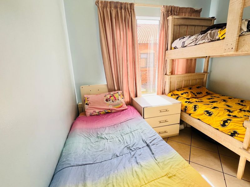 Townhouse For Sale in Monavoni, Centurion - Photo 9
