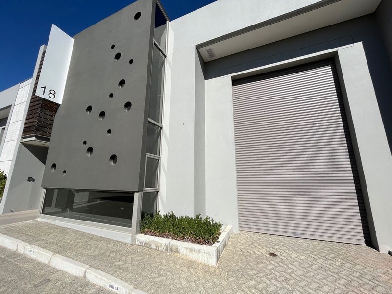 423m2 Warehouse To LET in The Reserve Business Park 2 - Photo 2