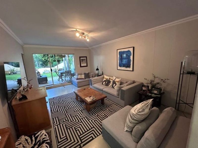 Apartment To Rent in Sandton Central, Sandton - Photo 3