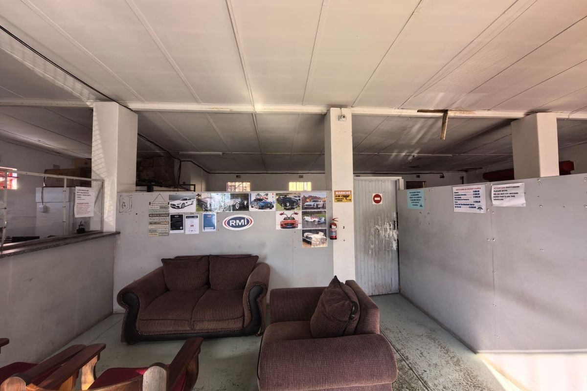 Positive Cash Flow Day One! Secure Dual-Tenant Commercial Property For Sale in Kimberley Central - Photo 2