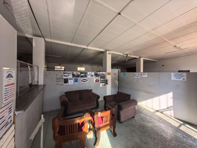 Positive Cash Flow Day One! Secure Dual-Tenant Commercial Property For Sale in Kimberley Central - Photo 3