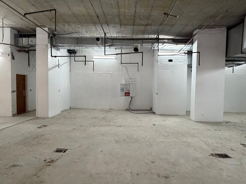 Retail Space To Rent in Cape Town City Centre, Cape Town - Photo 10