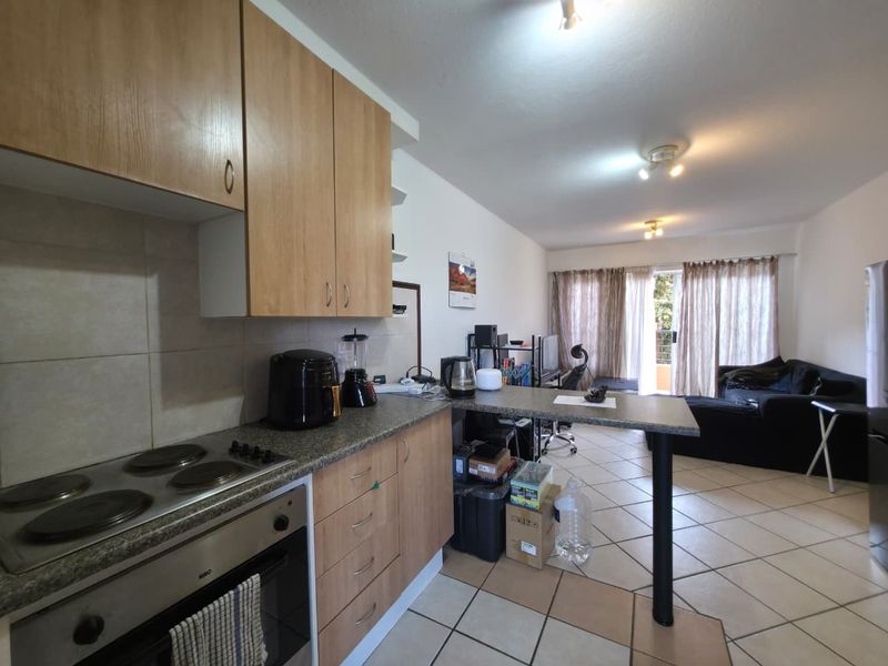 Apartment For Sale in Sagewood, Midrand - Photo 2
