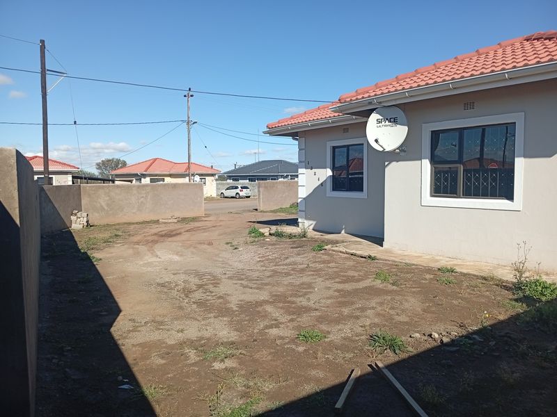 2 Bedroom Home on a Spacious Corner Plot with Expansion Potential - Photo 6