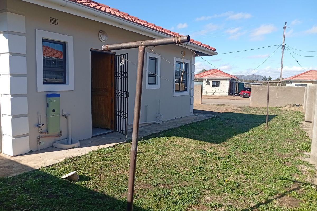 2 Bedroom Home on a Spacious Corner Plot with Expansion Potential - Photo 2