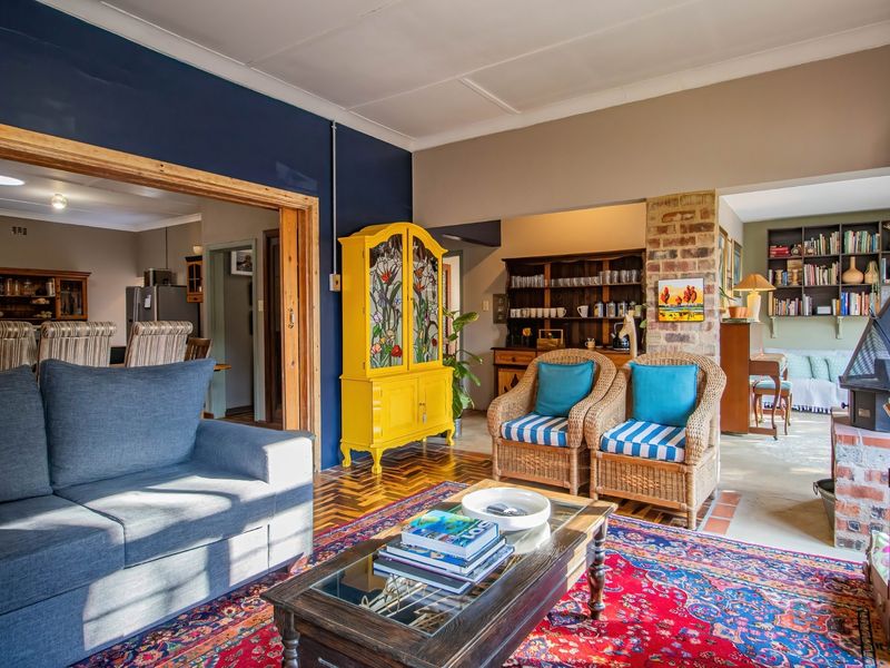 FARM FEELING IN THE HEART OF CENTURION - THREE BEDROOMS PLUS GRANNY FLATLET ON LARGE STAND!! - Photo 2