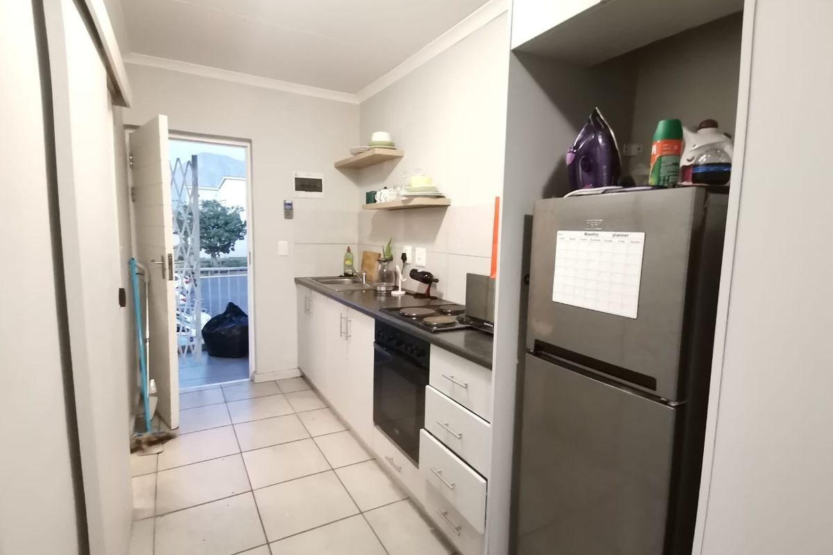 Investment Opportunity: Bachelor Apartment For Sale in La Vie Estate, Paarl - Photo 3