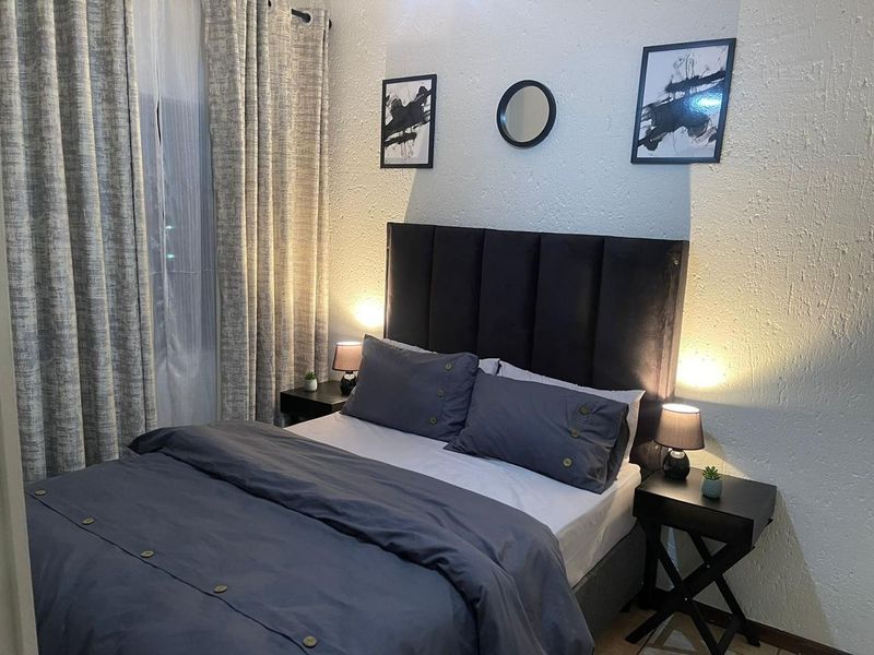 One-Bedroom Fully Furnished Apartment Available for Rent - Photo 6