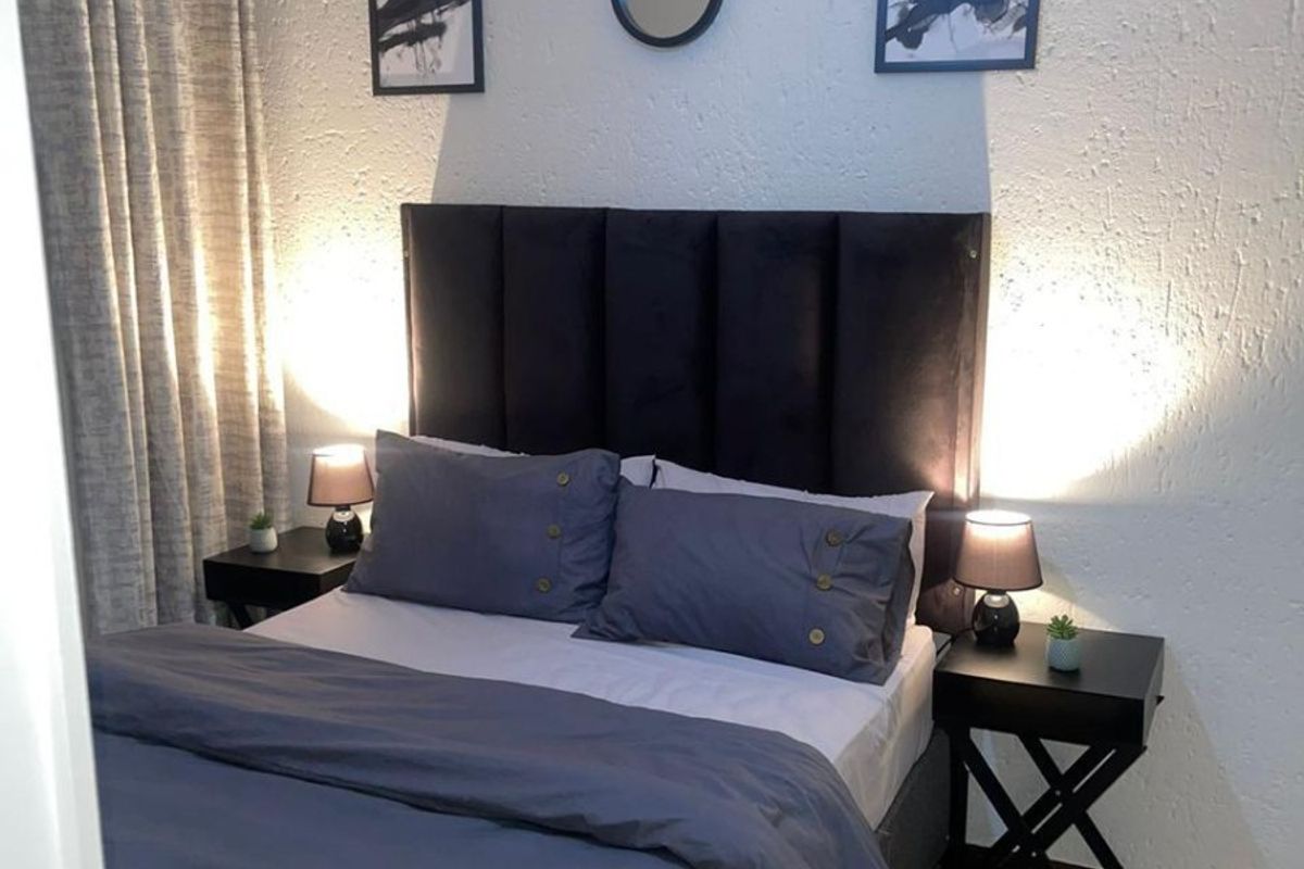 One-Bedroom Fully Furnished Apartment Available for Rent - Photo 5