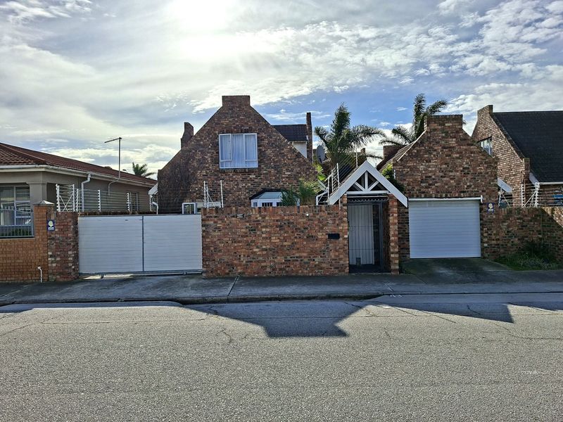 Modern Entertainer’s Home with Garage and Extra Parking - Photo 6