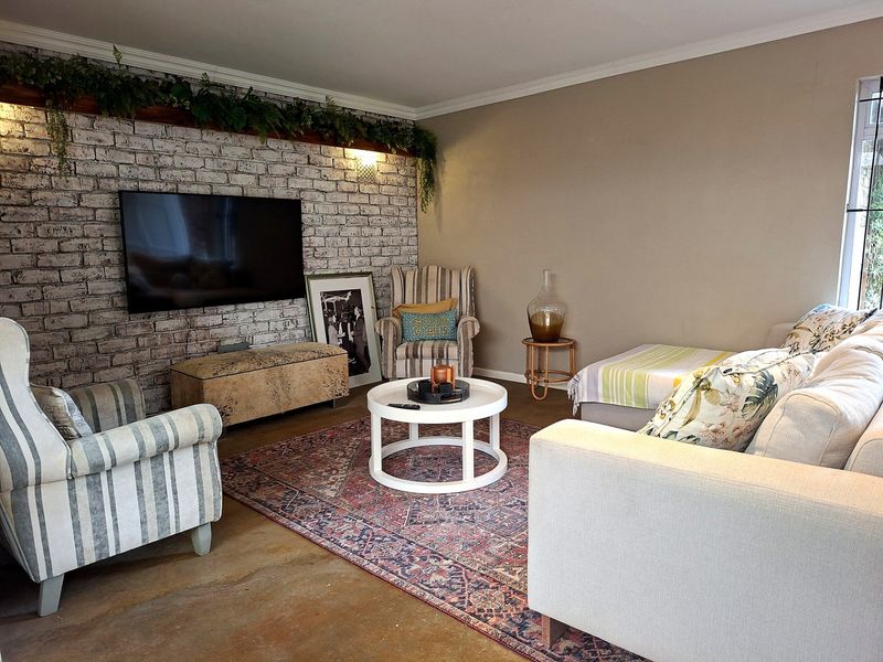 Modern Entertainer’s Home with Garage and Extra Parking - Photo 3