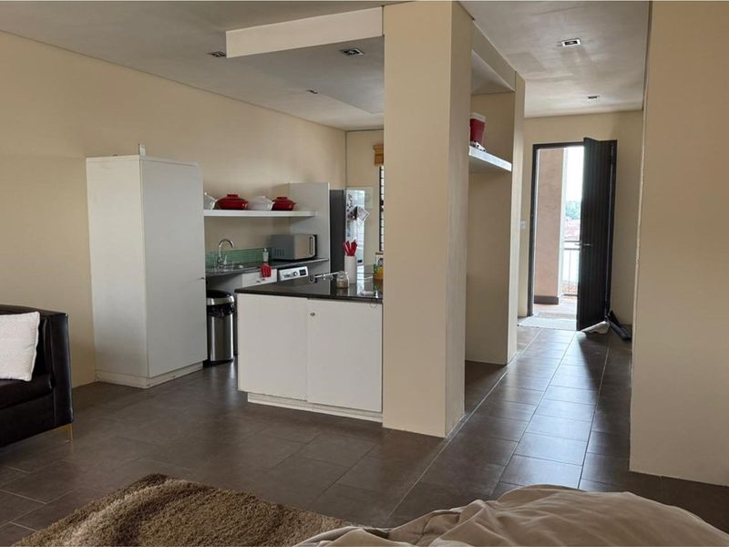 Apartment To Rent in Newtown, Johannesburg - Photo 5