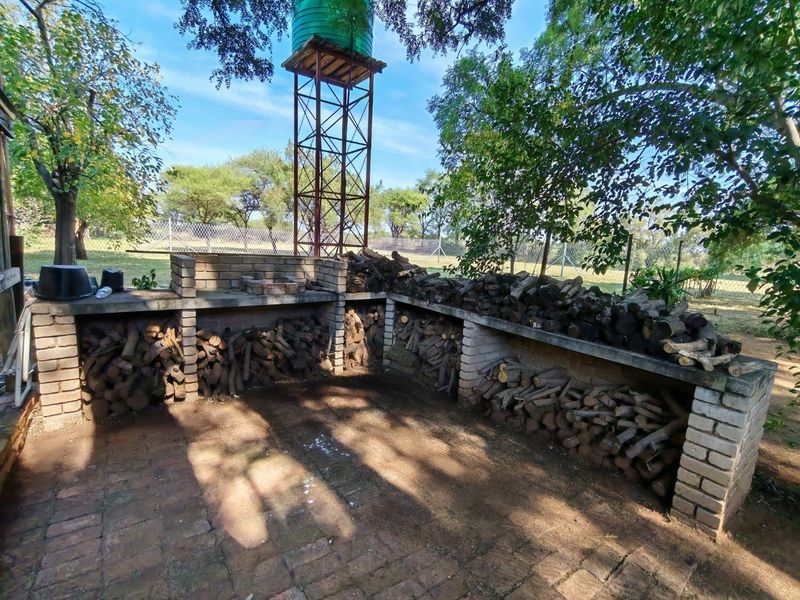 Spacious 8.5 Hectare Smallholding - Just 3km from Bela Bela, Limpopo - Photo 6