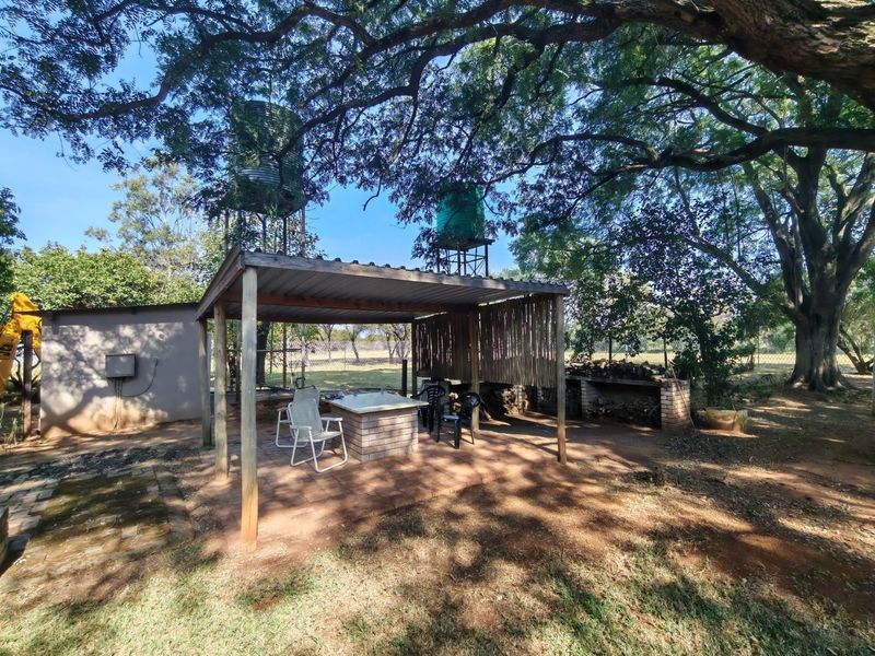 Spacious 8.5 Hectare Smallholding - Just 3km from Bela Bela, Limpopo - Photo 5