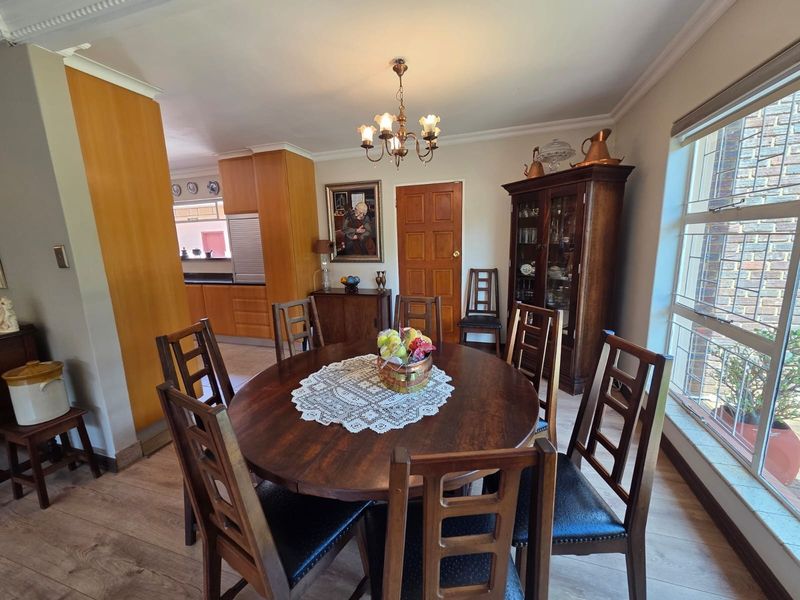 5 Bedroom home with Solar near Springvale Primary School - Photo 6