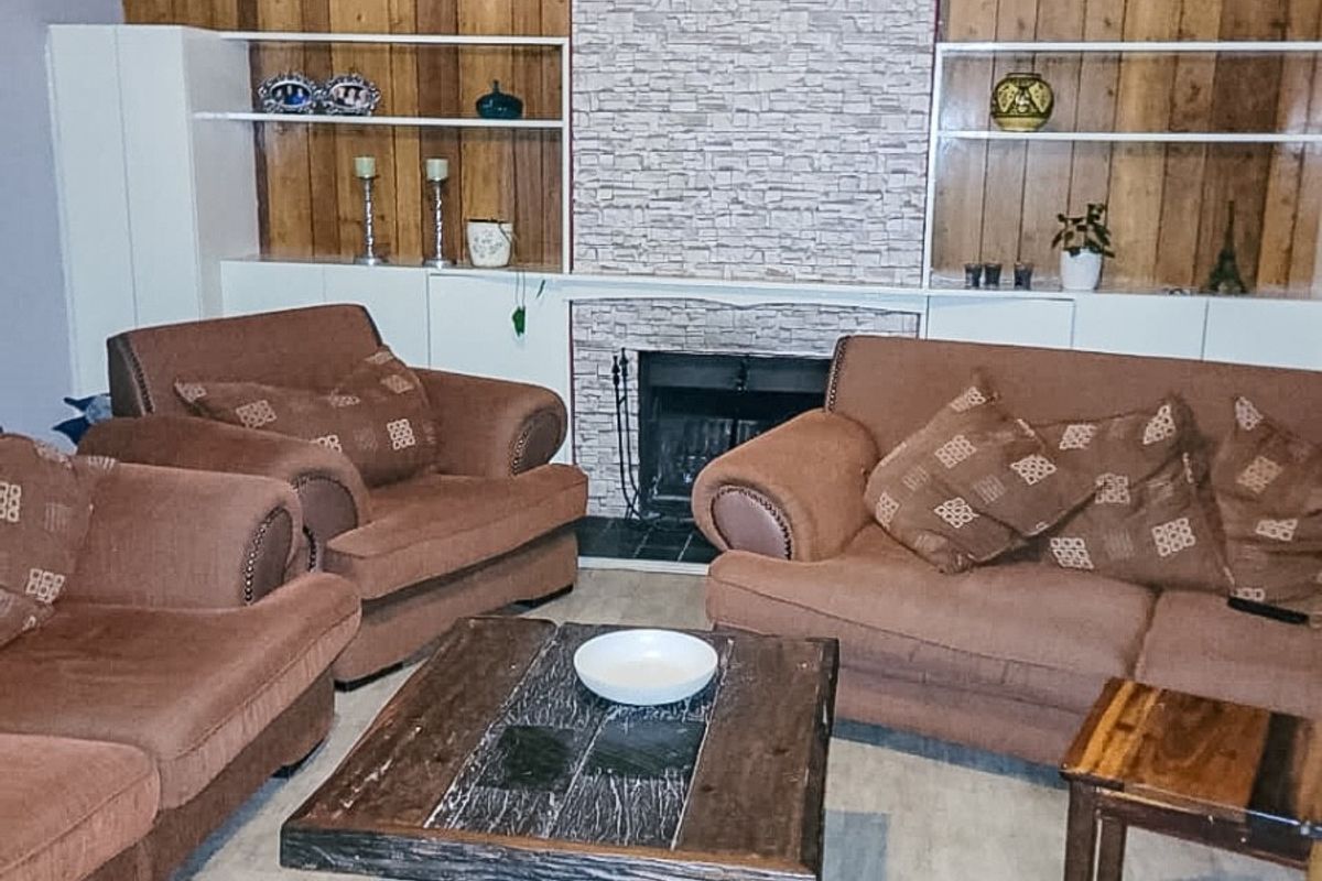 3 Bedroom Family Home to Rent in Monte Vista - Photo 3