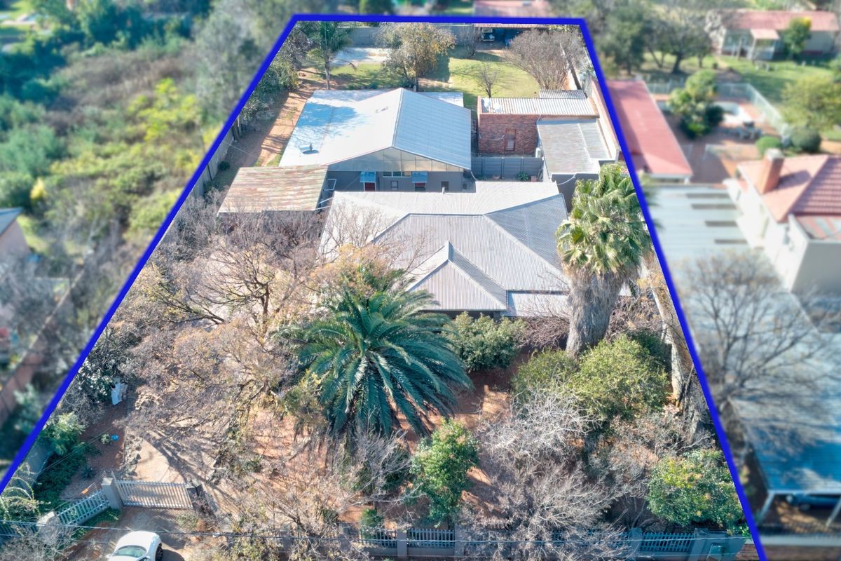 House For Sale in Florida, Roodepoort - Photo 4