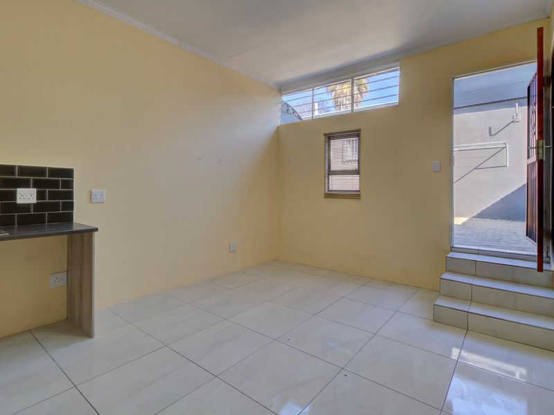 House For Sale in Florida, Roodepoort - Photo 7