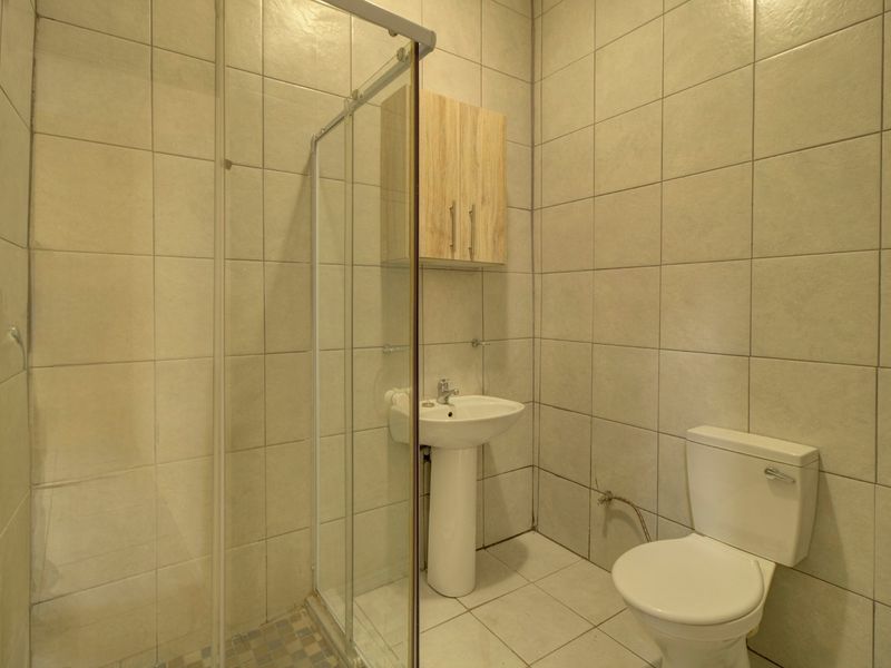 House For Sale in Florida, Roodepoort - Photo 9
