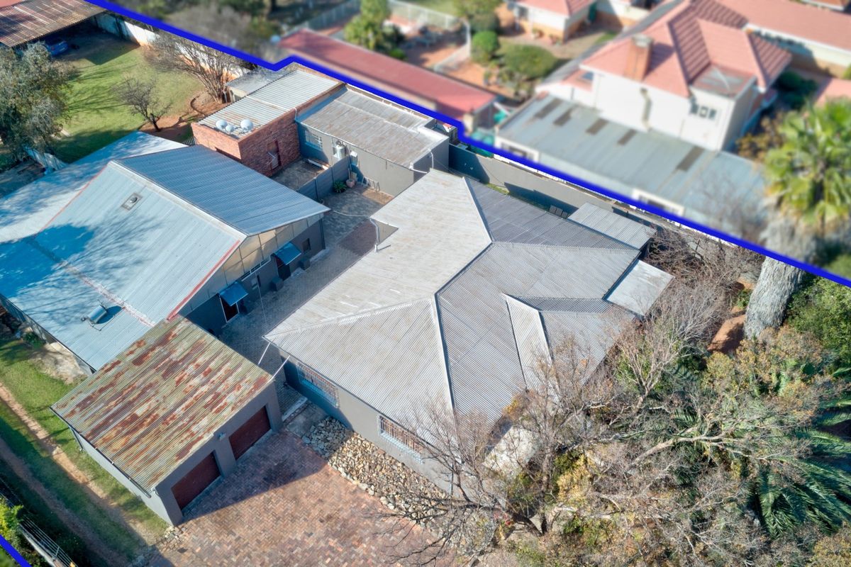 House For Sale in Florida, Roodepoort - Photo 3