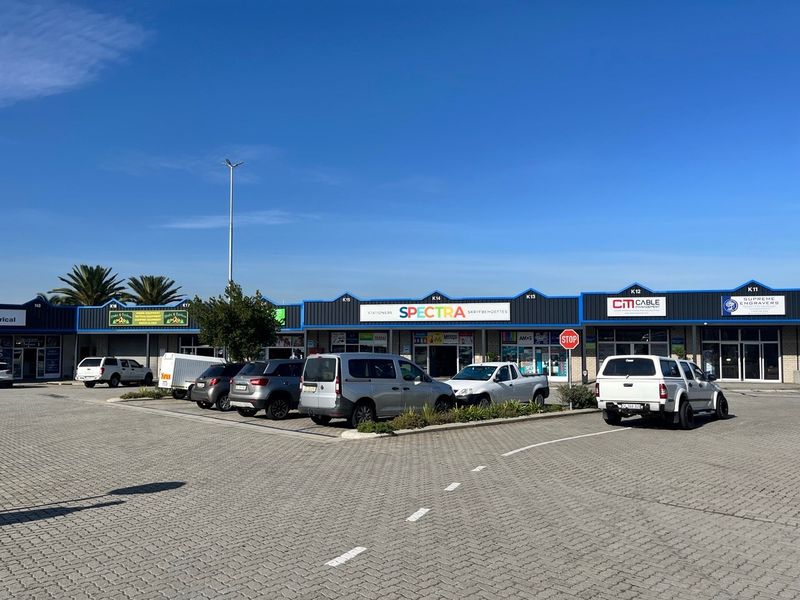 183m2 Retail / Showroom Space TO LET | Okavango Junction | Brackenfell - Photo 6