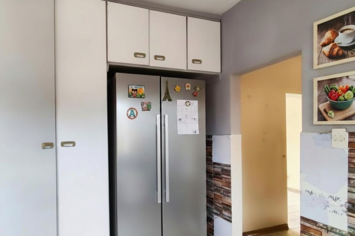 2 bed Apartment For Sale in Brenton, Boksburg R650 000. - Photo 4