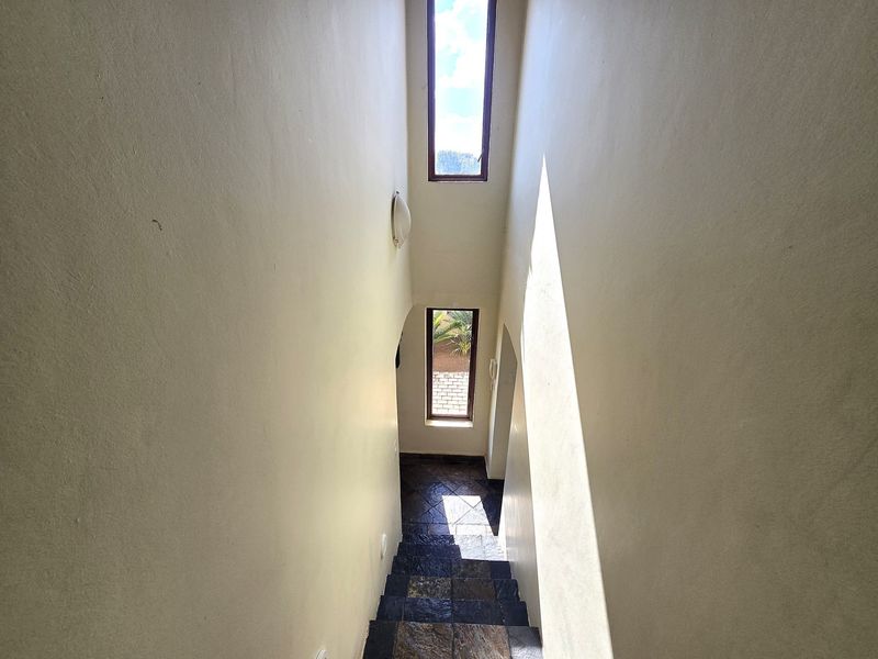 3 Bedroom Townhouse To Rent in Montana Park - Photo 10