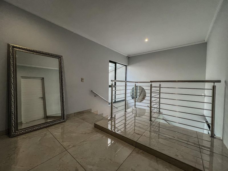House For Sale in The Islands Estates, Hartbeespoort, North West - Photo 9