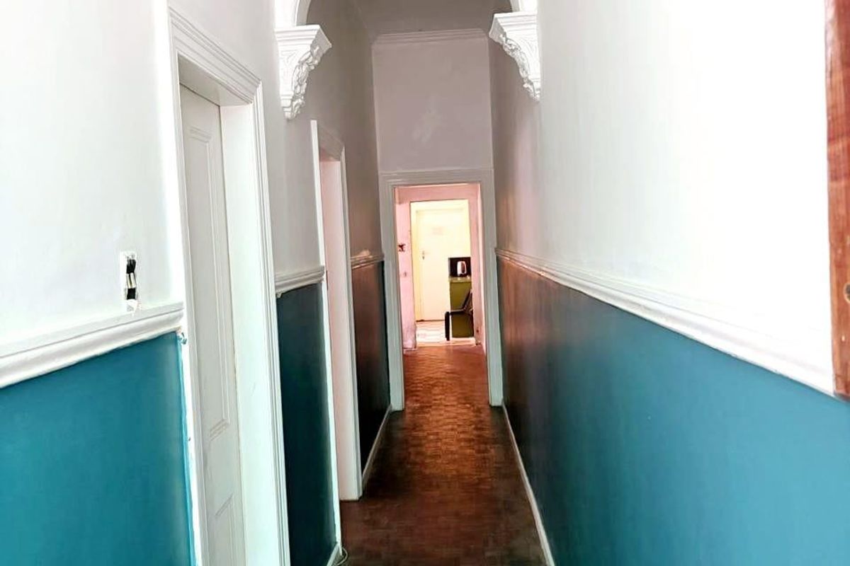 House For Sale in Salt River, Cape Town - Photo 2