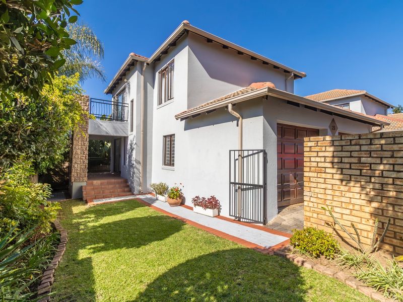 Warm, Spacious Family Living in a Secure Northgate Estate - Photo 1