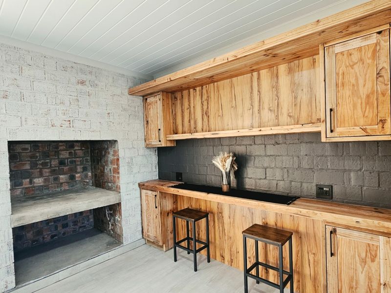House For Sale in Albertinia - Photo 8