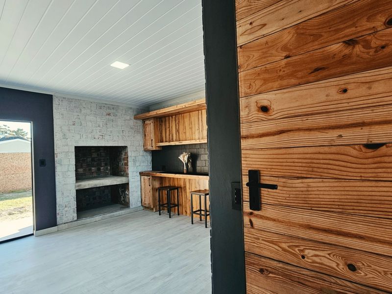 House For Sale in Albertinia - Photo 7