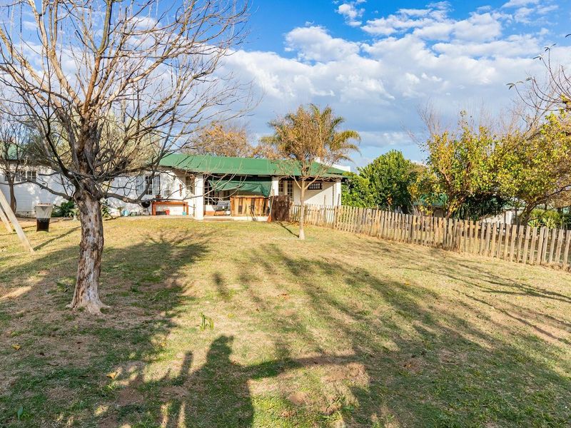 Farm For Sale in Chartwell, Randburg - Photo 1