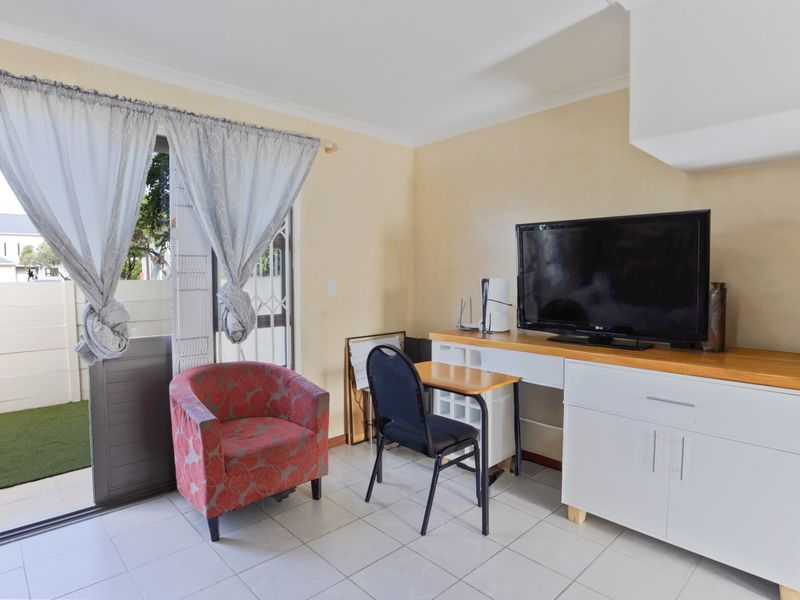 Charming Duplex in the Heart of Blouberg Sands - Photo 6