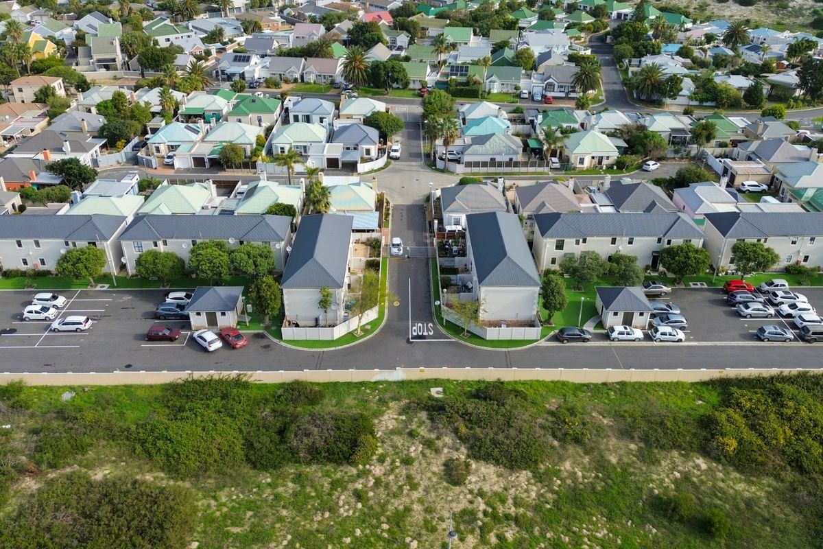 Charming Duplex in the Heart of Blouberg Sands - Photo 2