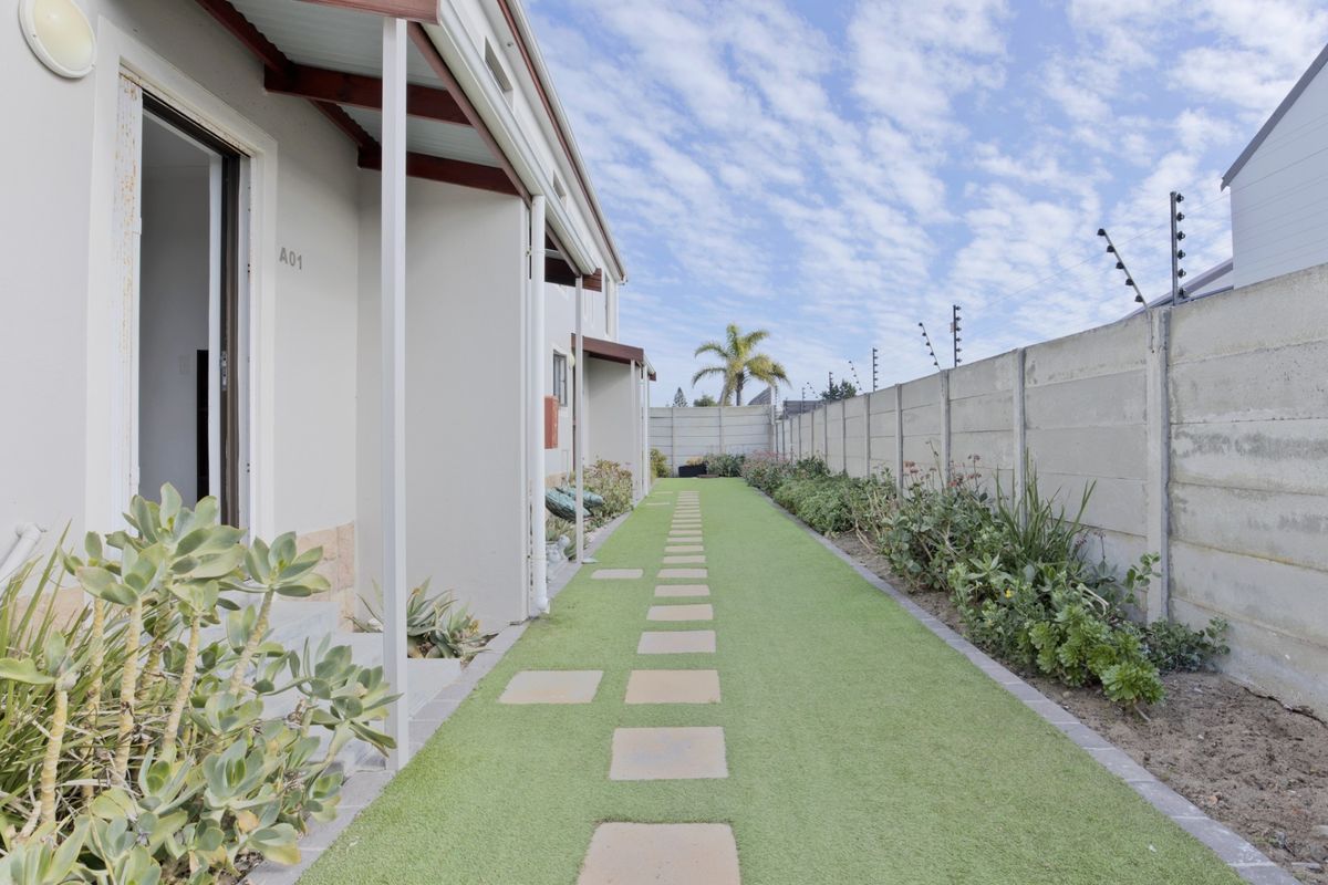 Charming Duplex in the Heart of Blouberg Sands - Photo 3