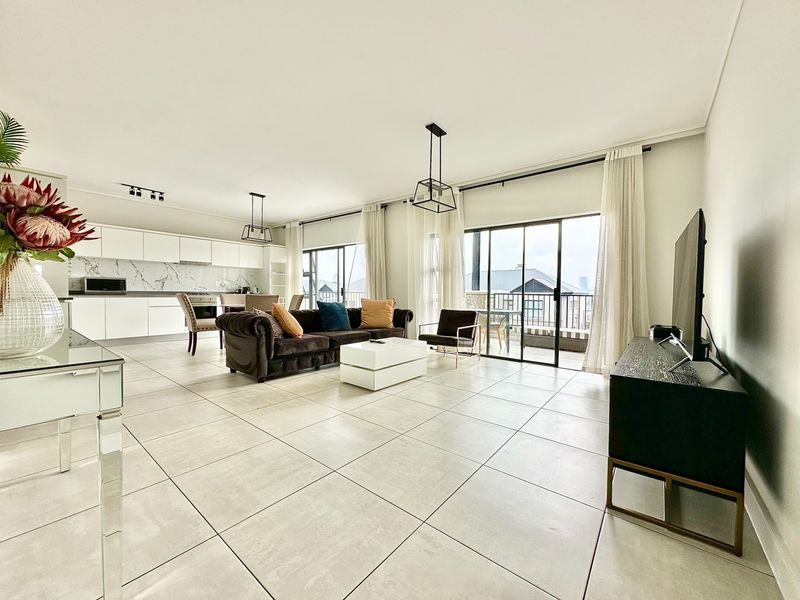 Elegant Fully Furnished Signature Penthouse To Rent in The Polofields, Waterfall, Midrand - Photo 6