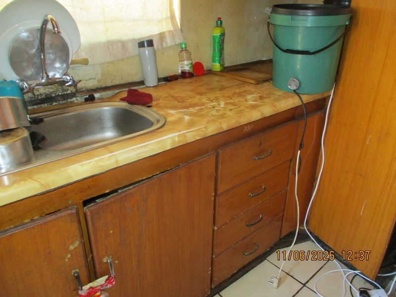 House For Sale in Tembisa - Photo 3